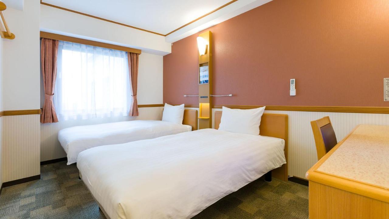 Toyoko Inn Hokkaido Tomakomai Ekimae Exterior foto