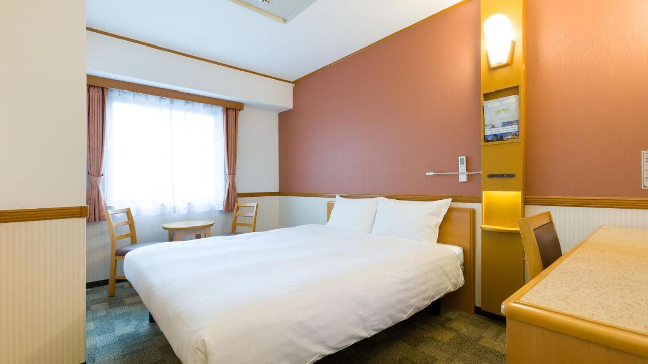 Toyoko Inn Hokkaido Tomakomai Ekimae Exterior foto